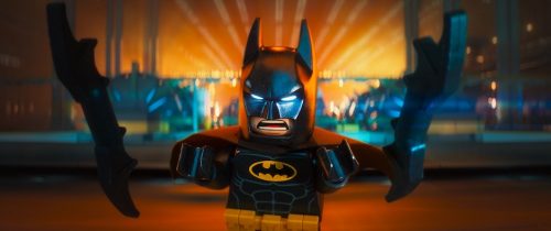 Lego Batman - Il Film, Batman com-bat-te