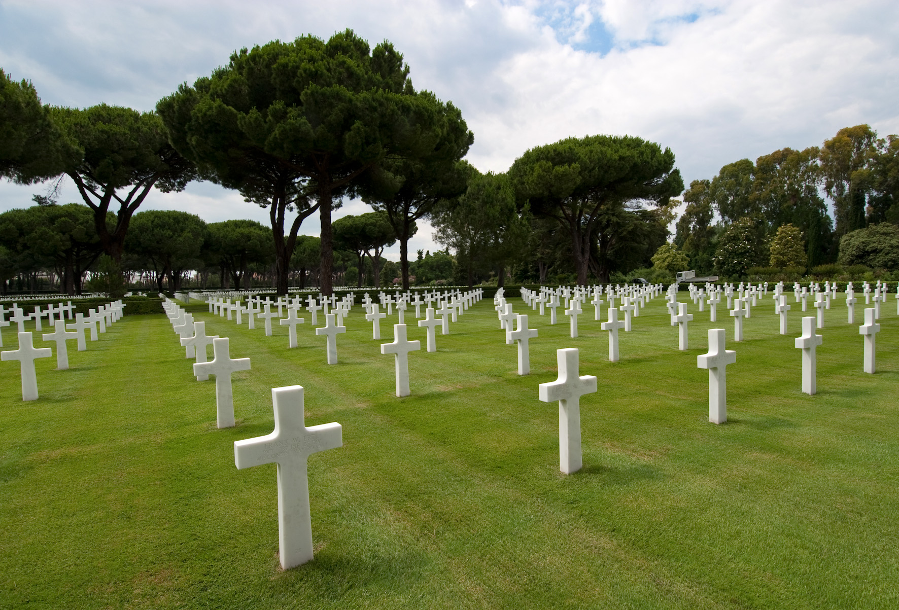 Il Papa va al Cimitero Americano di Nettuno