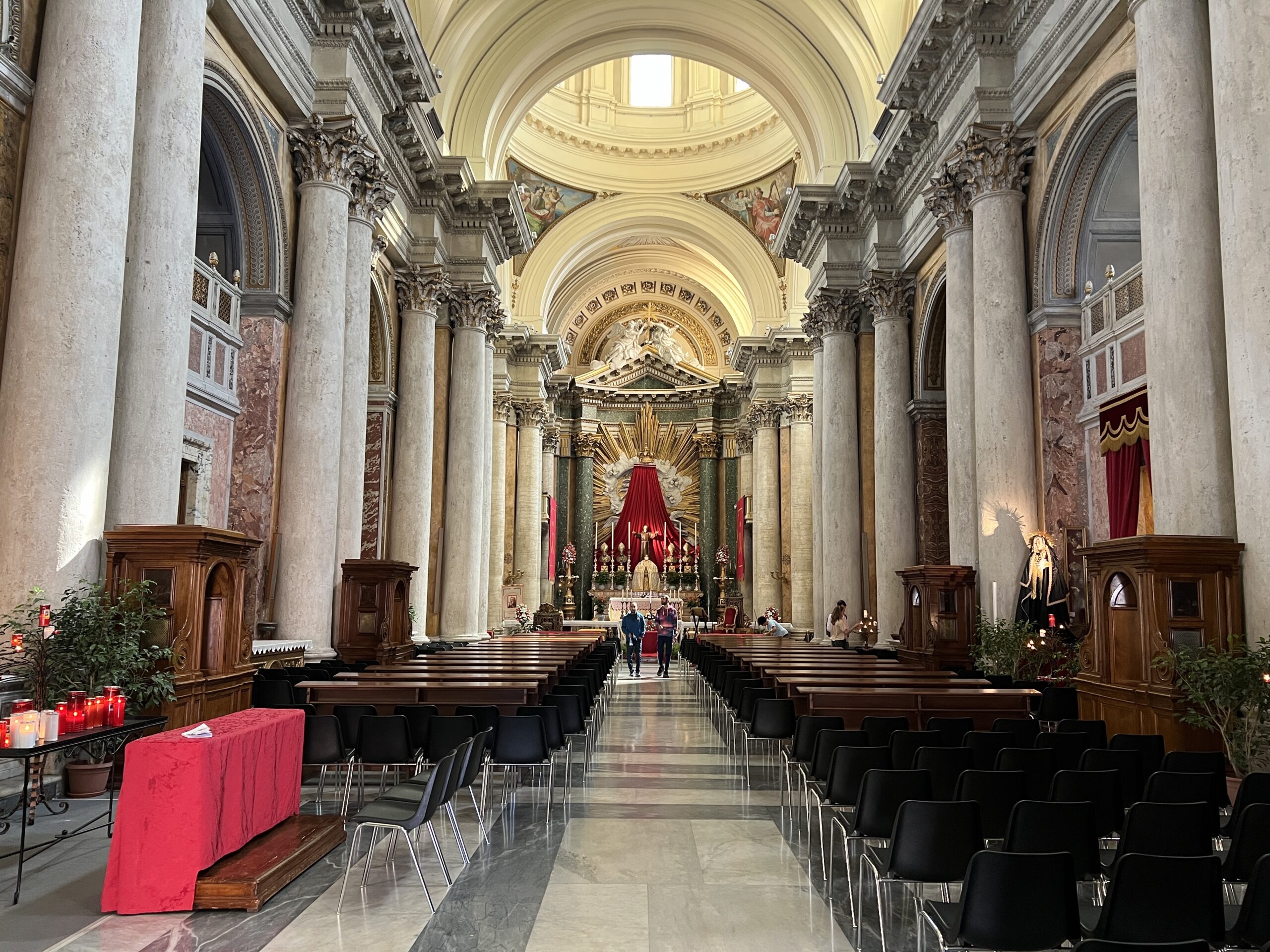 La chiesa di San Salvatore in Lauro, padre Pio