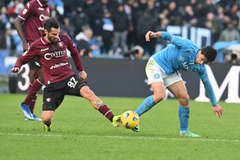 Napoli Batte 2-1 La Salernitana Con Rrahmani Al 96' E Torna A Vincere ...